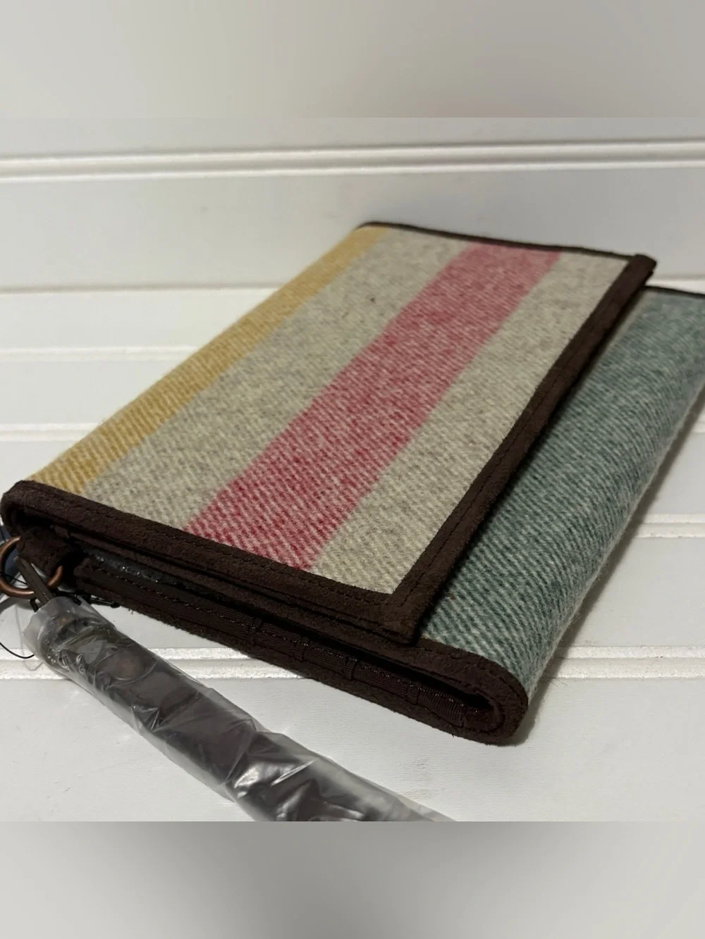 PENDLETON National Park Glacier Stripe Smartphone 100% Virgin Wool Wallet  NEW